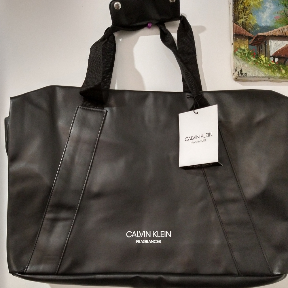 Duffle bag 19" W 12"H 7"deep Calvin Klein